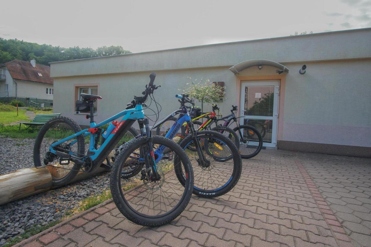 Bike Apartments 1 Hodrusa Экстерьер фото