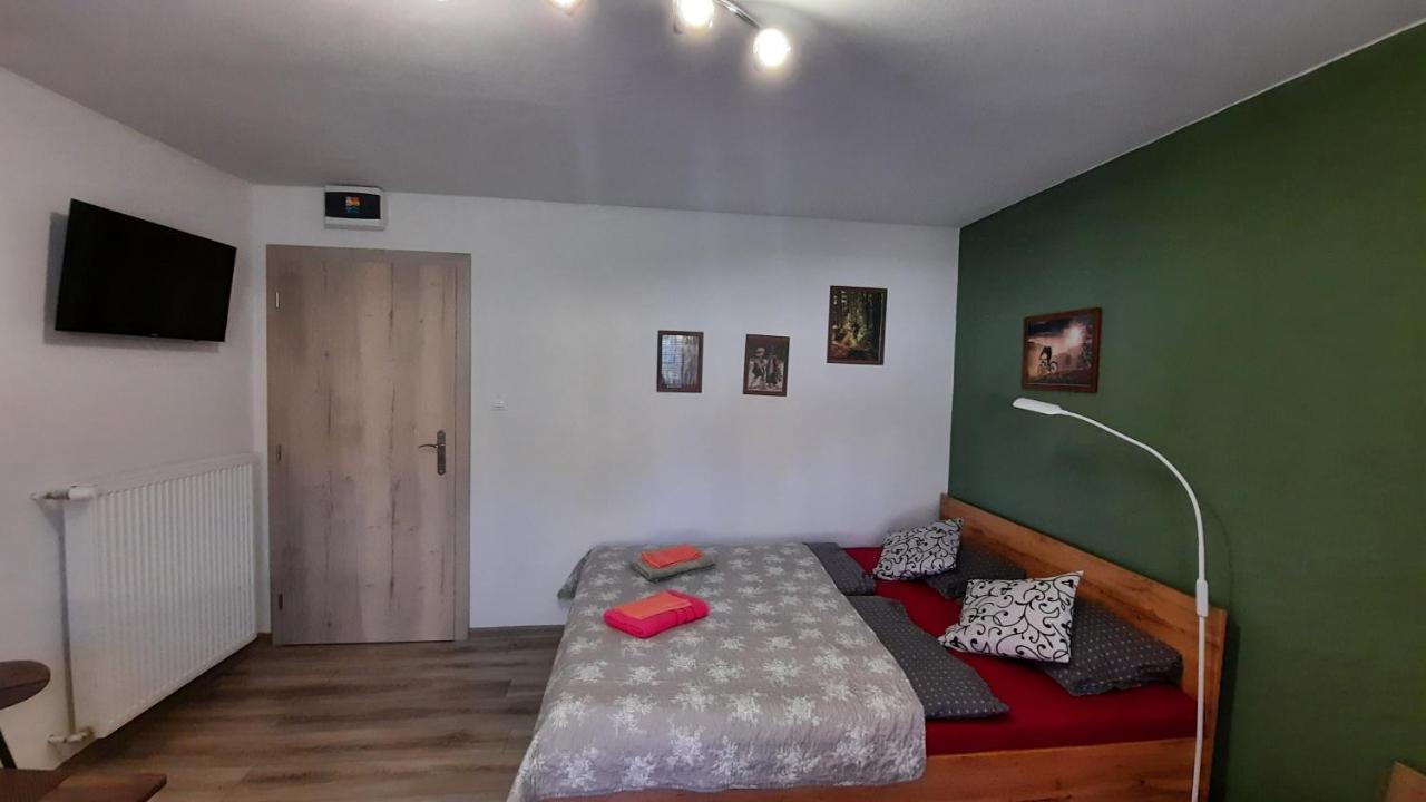Bike Apartments 1 Hodrusa Экстерьер фото